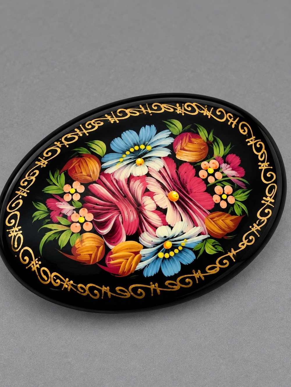 Vintage Russian Lacquer Oval Brooch #cz222